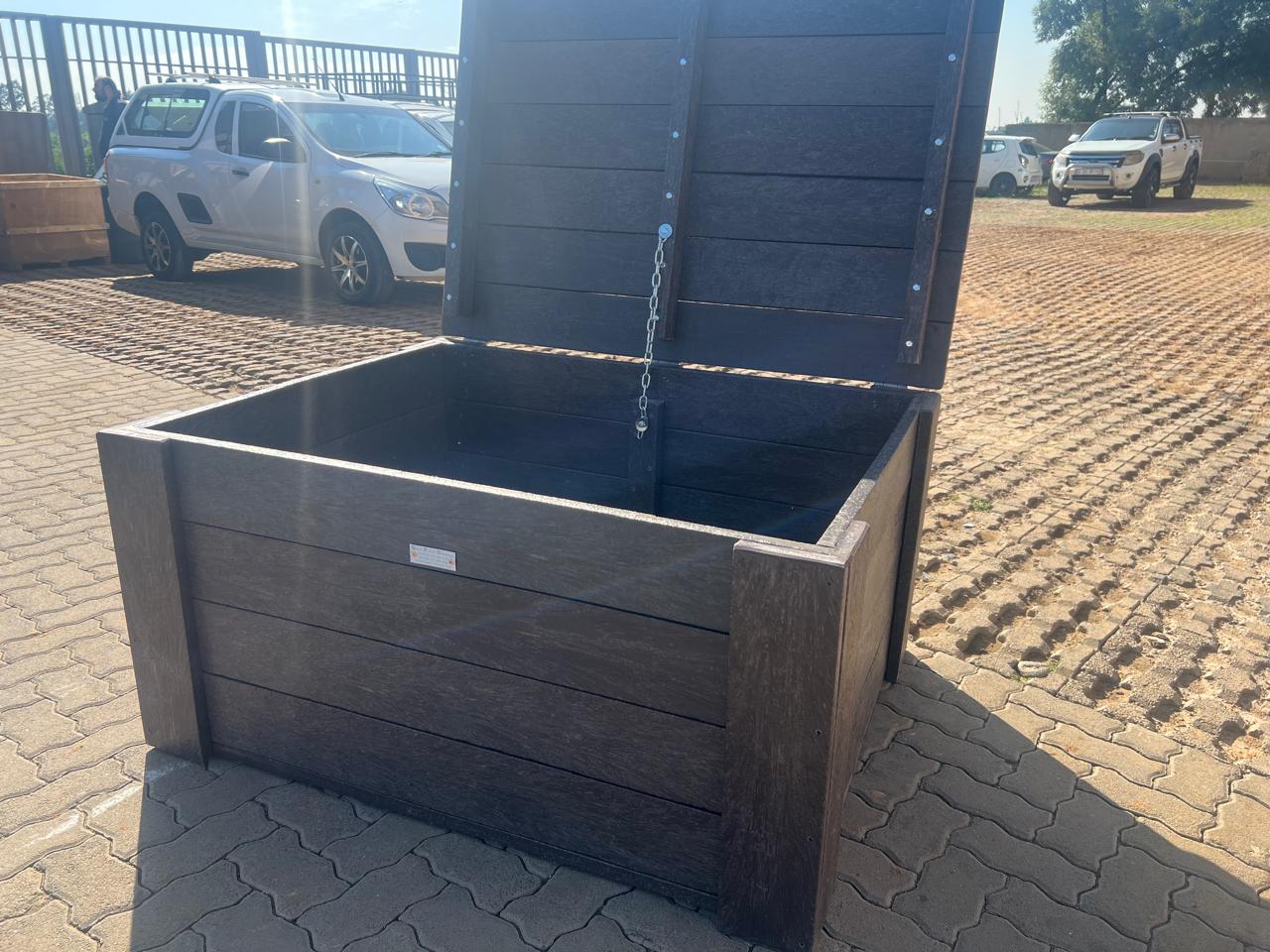 Storage Box with Lid - Image 5